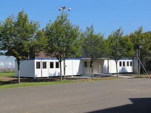 2012.07.26 Schulhaus Hegi Dorf 02